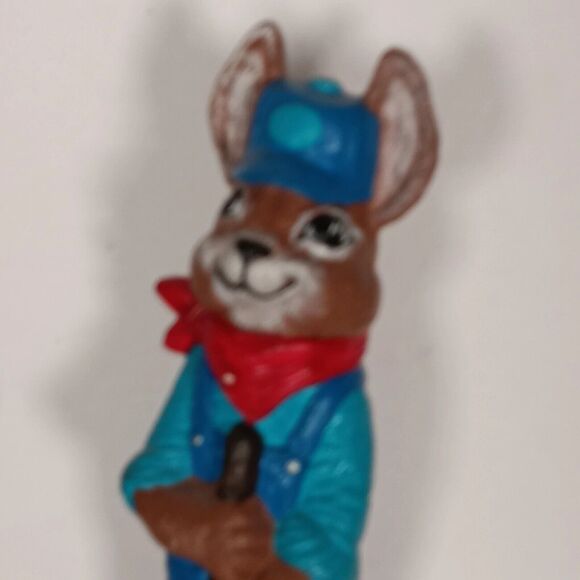 Lot of 3 Ceramic Easter Bunny Pencil Figures Hand Painted Rabbit & Egg - Picture 6 of 14